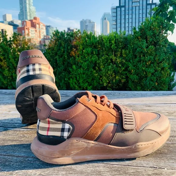 Burberry Ramsey Brown Sneakers - Picture 10 of 16